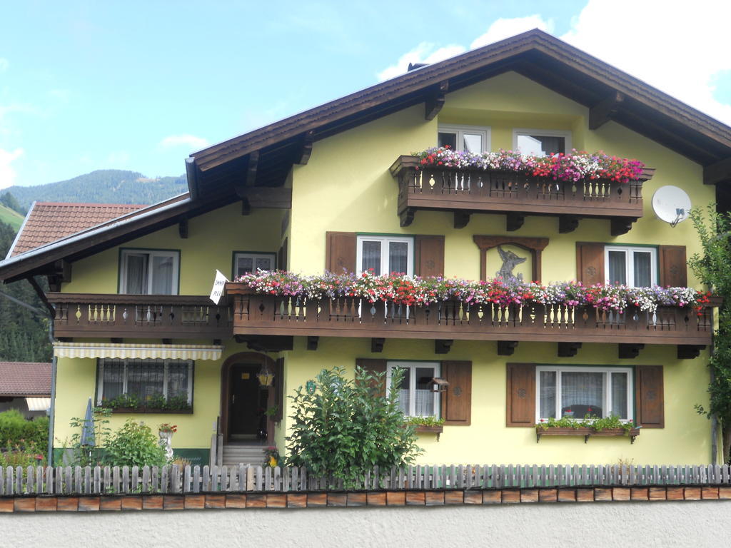 Hotel Haus Zur Linde Wagrain Zewnętrze zdjęcie
